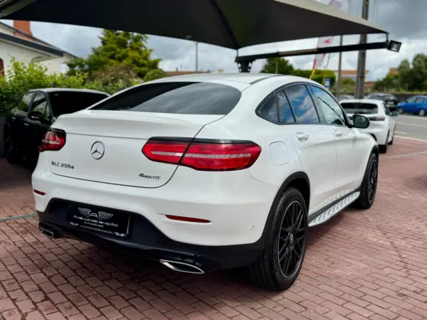 Mercedes-Benz GLC 250 d Coupé Exclusive 4-Matic 7