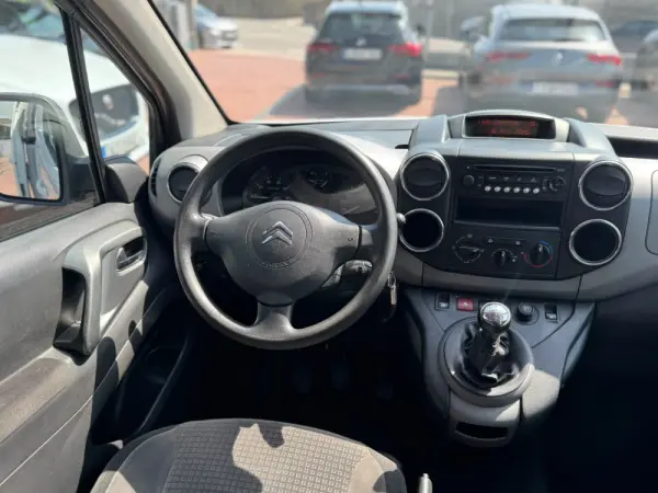 Citroen Berlingo Outro 15