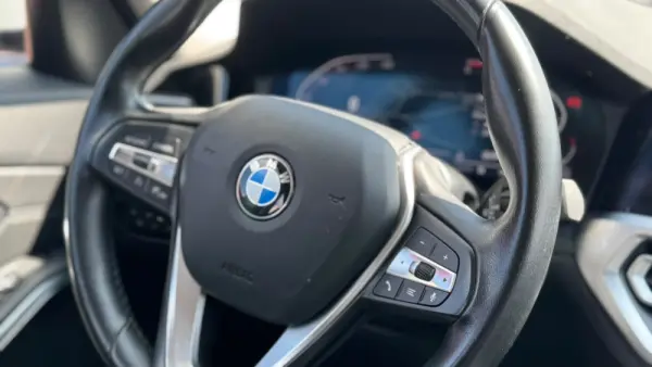 BMW 318 d Line Luxury 12