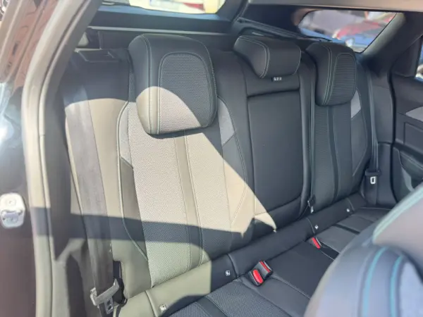 Peugeot 308 SW 1.5 BlueHDi Allure Pack EAT8 13