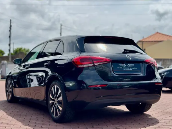 Mercedes-Benz A 180 d Business Solutions 13