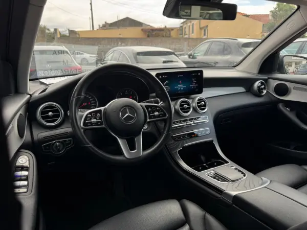 Mercedes-Benz GLC 300 de 4Matic 9G-TRONIC Exclusive 18