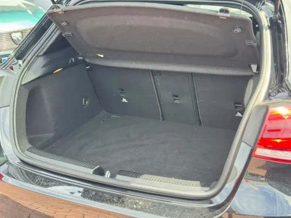 Mercedes-Benz A 180 d Business Solutions 36