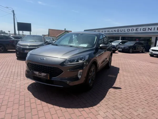 Ford Kuga 1.5 TDCi EcoBlue Titanium Aut. 1
