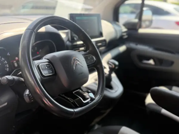 Citroen Berlingo Multispace BlueHDi S&S Selection 17