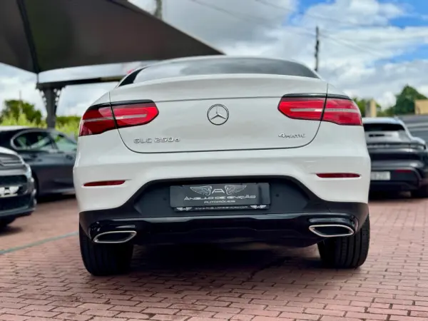 Mercedes-Benz GLC 250 d Coupé Exclusive 4-Matic 9
