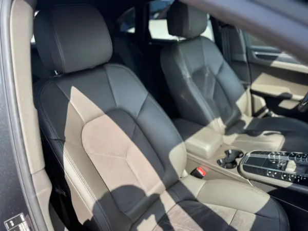 Porsche Macan 2.0T 25