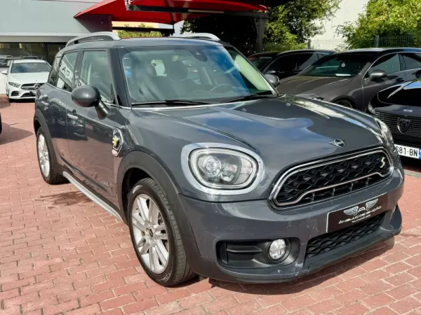 MINI Countryman Cooper SE ALL4 Auto 8