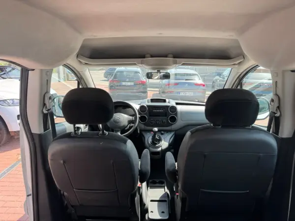 Citroen Berlingo Outro 22