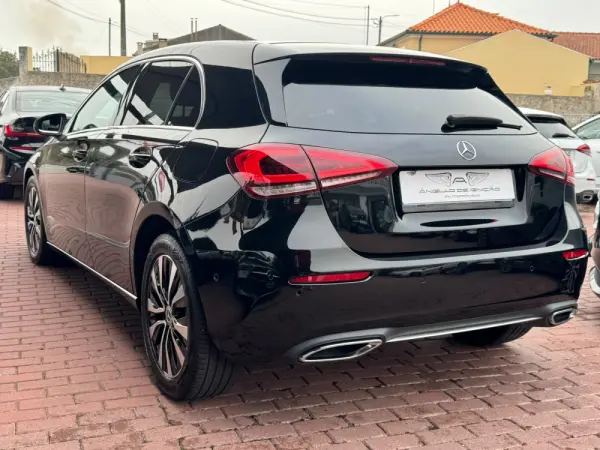 Mercedes-Benz A 180 d Advanced Progressive 10