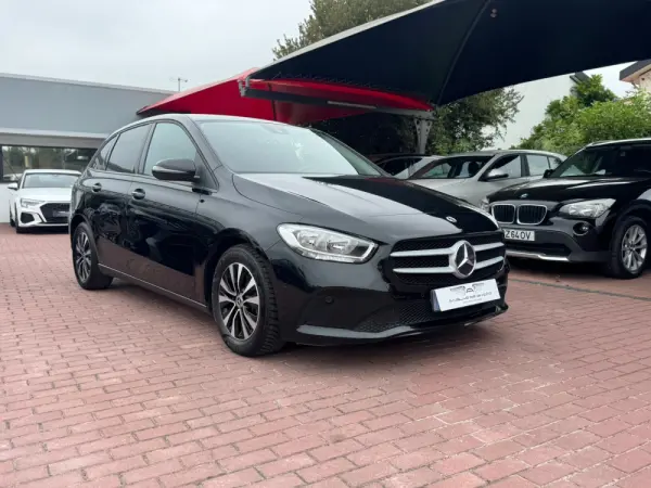 Mercedes-Benz B 200 d 8G-DCT 5