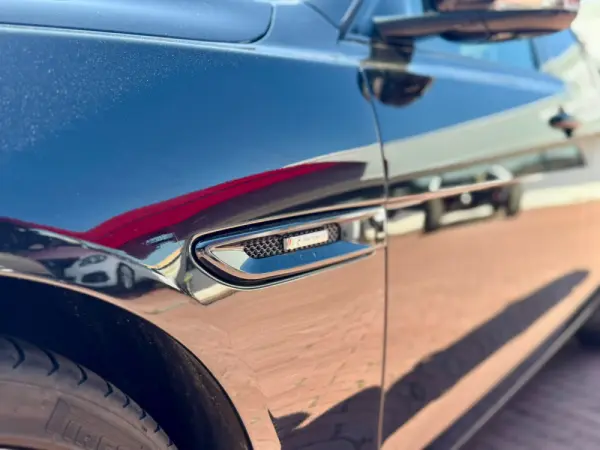 Jaguar XF 20d Aut. R-Sport 11
