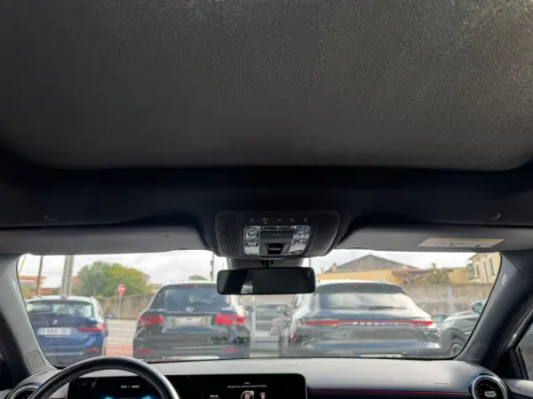 Mercedes-Benz A 180 AMG Line 28