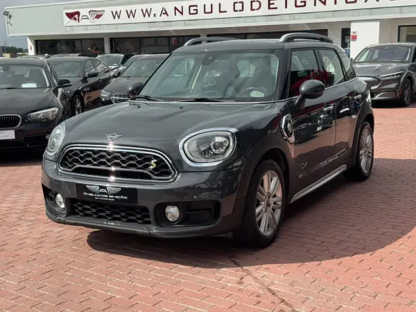MINI Countryman Cooper SE ALL4 Auto 3