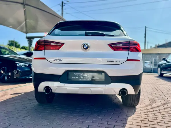 BMW X2 18 d sDrive Auto 9