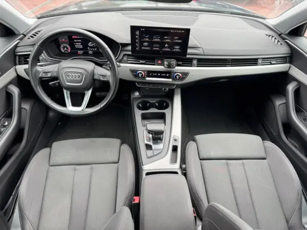 Audi A4 14