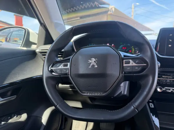 Peugeot e-208 50 kWh Active Pack 11