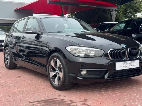 BMW 116 d Corporate Edition 8