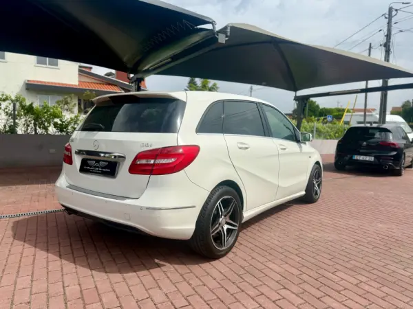 Mercedes-Benz B 180 CDi BlueEfficiency 4