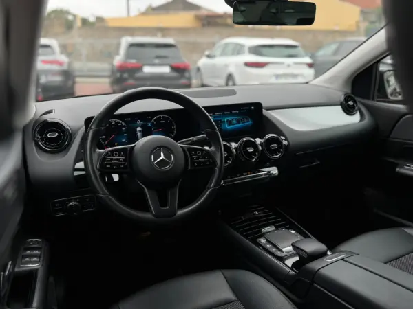Mercedes-Benz B 200 d 8G-DCT 10