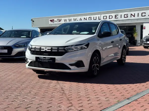 Dacia Sandero 1.0 TCe Essential 1