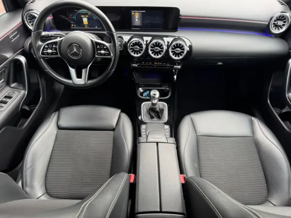Mercedes-Benz A 180 d Advanced Progressive 16