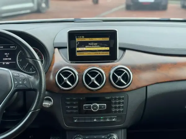 Mercedes-Benz B 180 CDi BlueEfficiency 9
