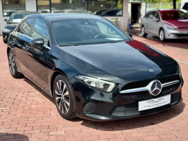 Mercedes-Benz A 180 d Business Solutions 5