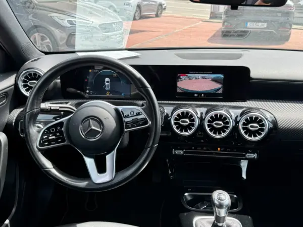 Mercedes-Benz A 180 d Business Solutions 20