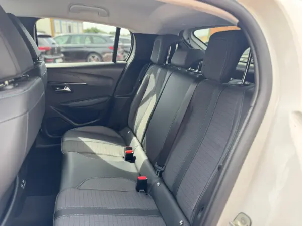 Peugeot 208 1.5 BlueHDi Allure Pack 20