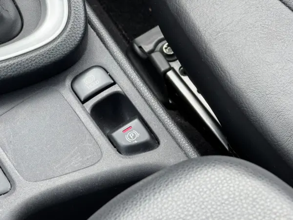 Toyota Yaris Cross 1.5 HDF Comfort 23