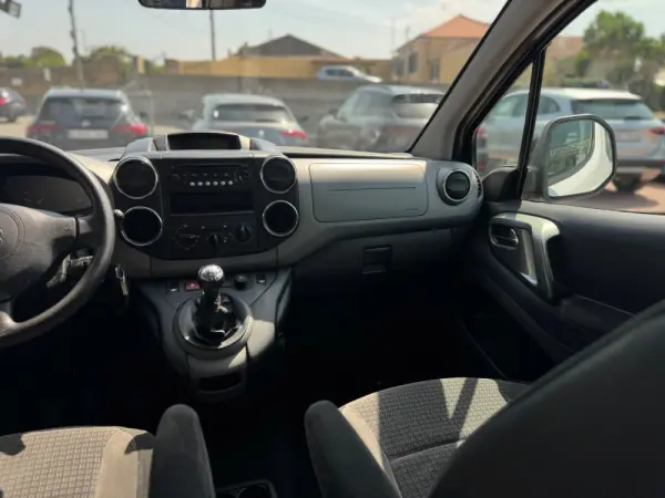 Citroen Berlingo Outro 12