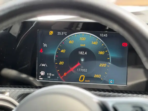 Mercedes-Benz A 180 d Business Solutions 14