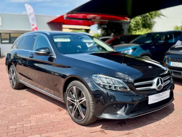 Mercedes-Benz C 300 de T 9G-TRONIC Avantgarde 6
