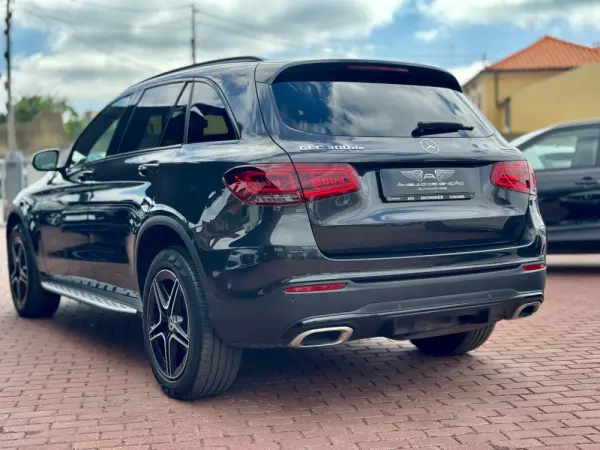 Mercedes-Benz GLC 300 de Coupe 4Matic 9G-TRONIC AMG Line 9