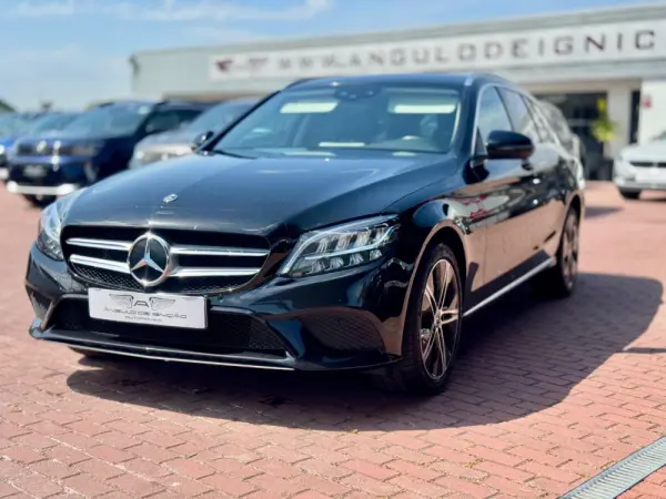 Mercedes-Benz C 300 de T 9G-TRONIC Avantgarde 1