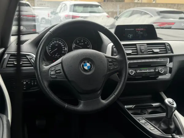 BMW 116 d Corporate Edition 19