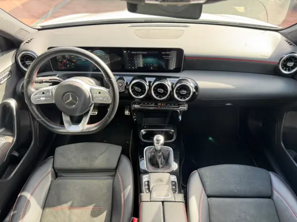 Mercedes-Benz A 180 AMG Line 23