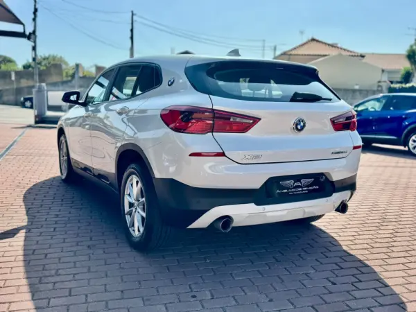 BMW X2 18 d sDrive Auto 10