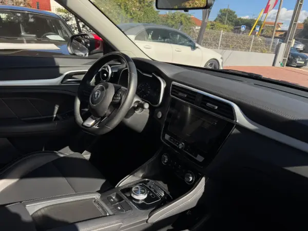 MG ZS Ev Luxury 12