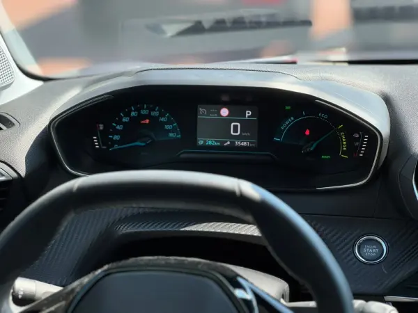 Peugeot e-208 50 kWh Active Pack 15