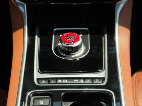 Jaguar XF 20d Aut. R-Sport 16