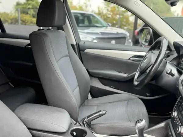 BMW X1 18 d sDrive 10