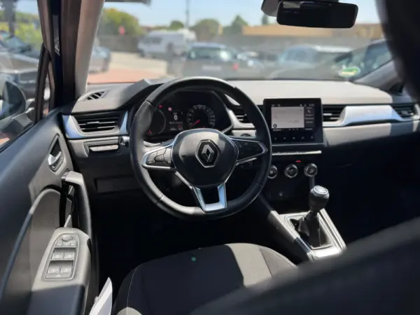 Renault Captur 1.0 TCe Zen 10