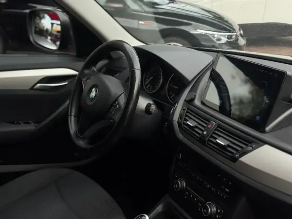 BMW X1 18 d sDrive 12
