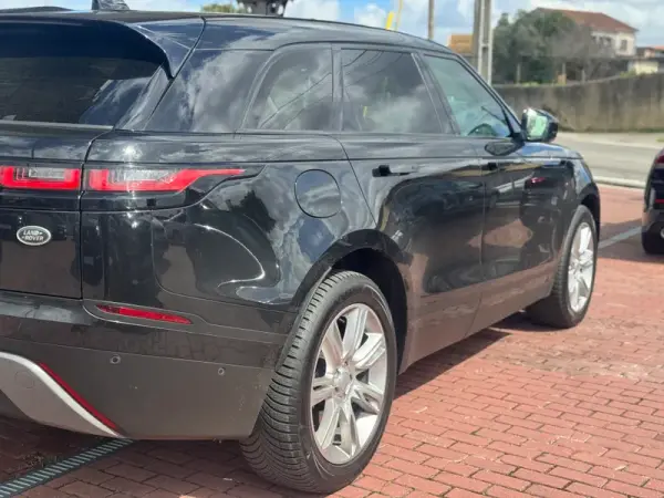 Land Rover Range Rover Velar 2.0 D200 AWD Dynamic SE 10