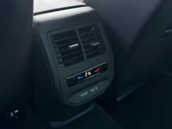Cupra Formentor 1.5 TSI Plus DSG 31