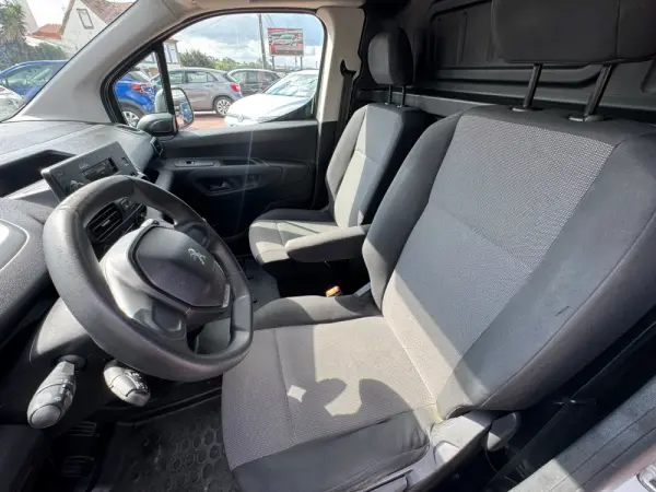 Peugeot Partner Outro 12