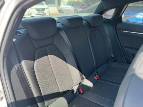 Audi A3 Sportback 30 TFSI S tronic S line 21