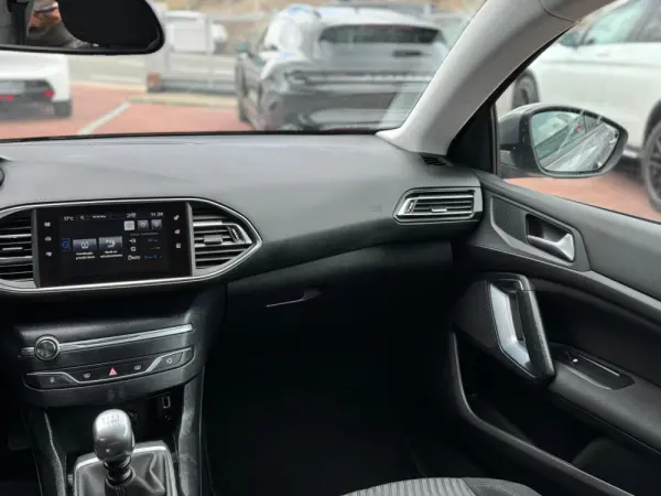Peugeot 308 1.6 BlueHDi Allure 24